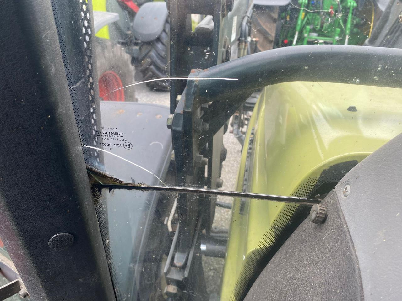 Hürlimann XT 909 - Trator: foto 2 Hürlimann XT 909 - Trator: foto 2