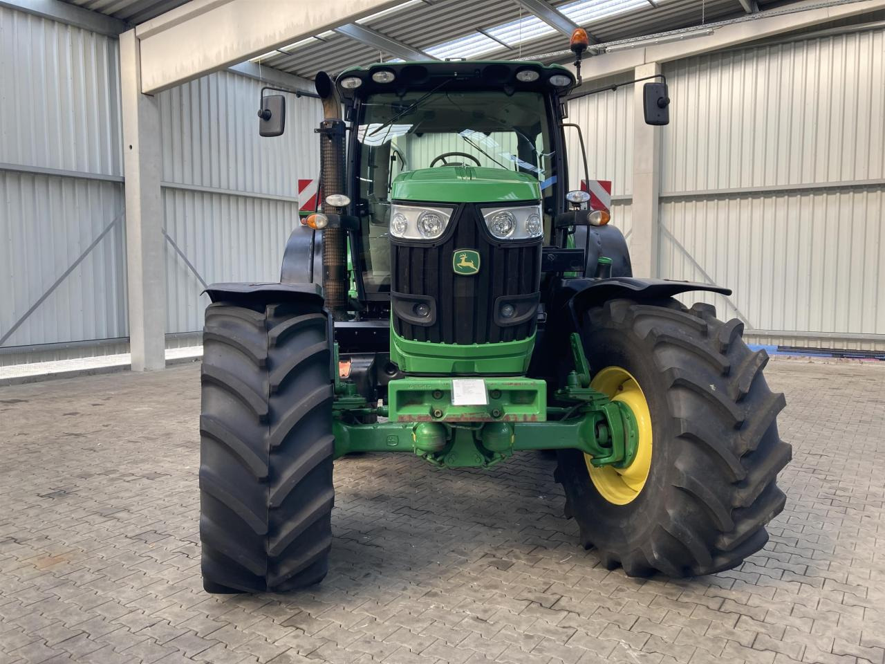 John Deere 6170R - Trator: foto 4 John Deere 6170R - Trator: foto 4