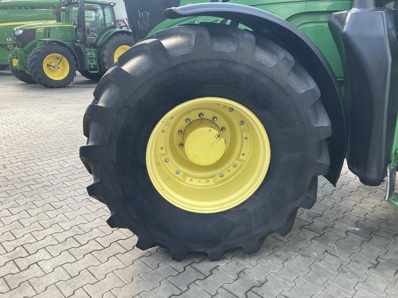 John Deere 6170R - Trator: foto 3 John Deere 6170R - Trator: foto 3