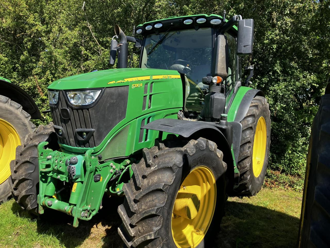 John Deere 6230R - Trator: foto 1 John Deere 6230R - Trator: foto 1
