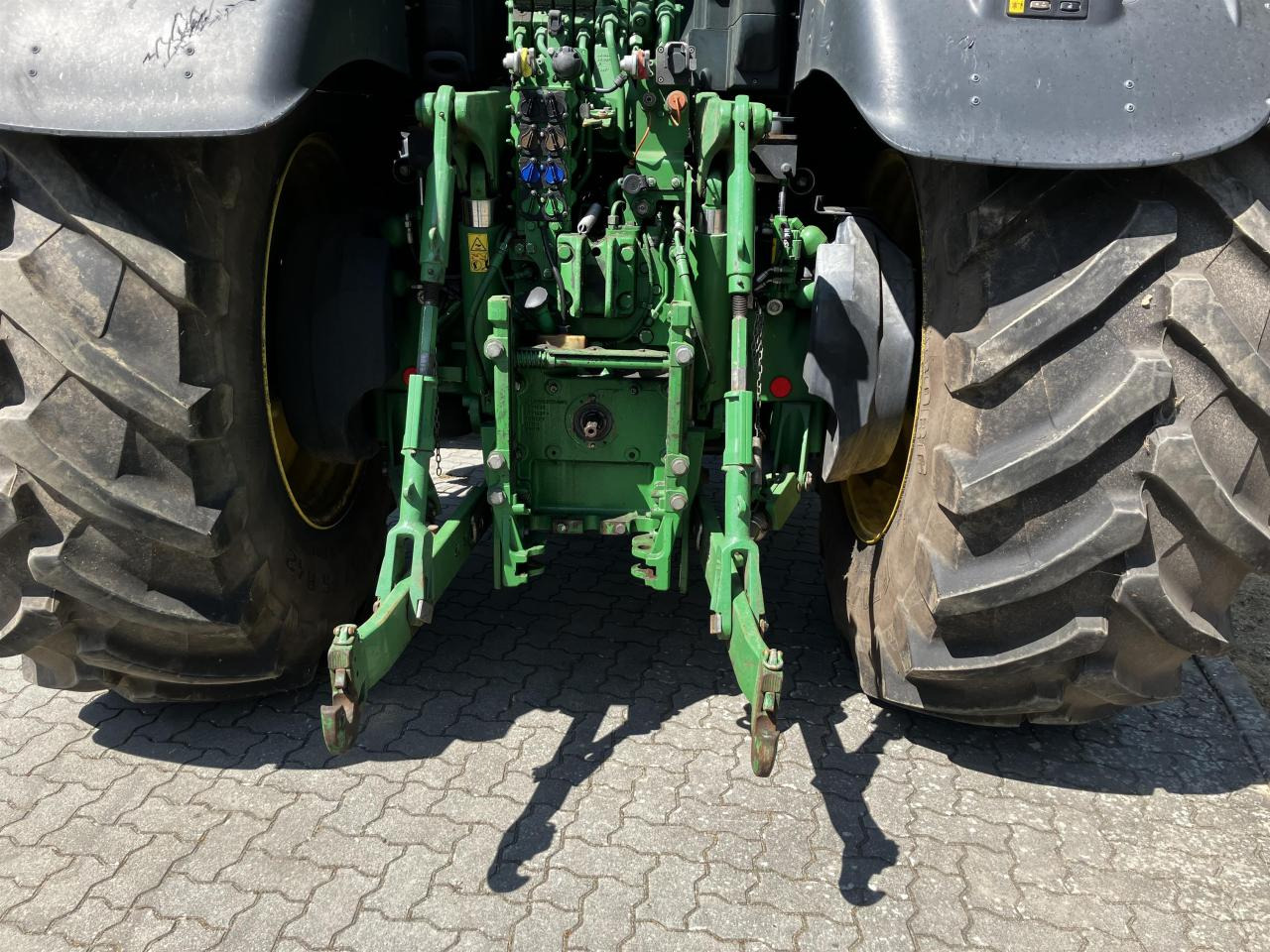 Trator John Deere 6230R: foto 6