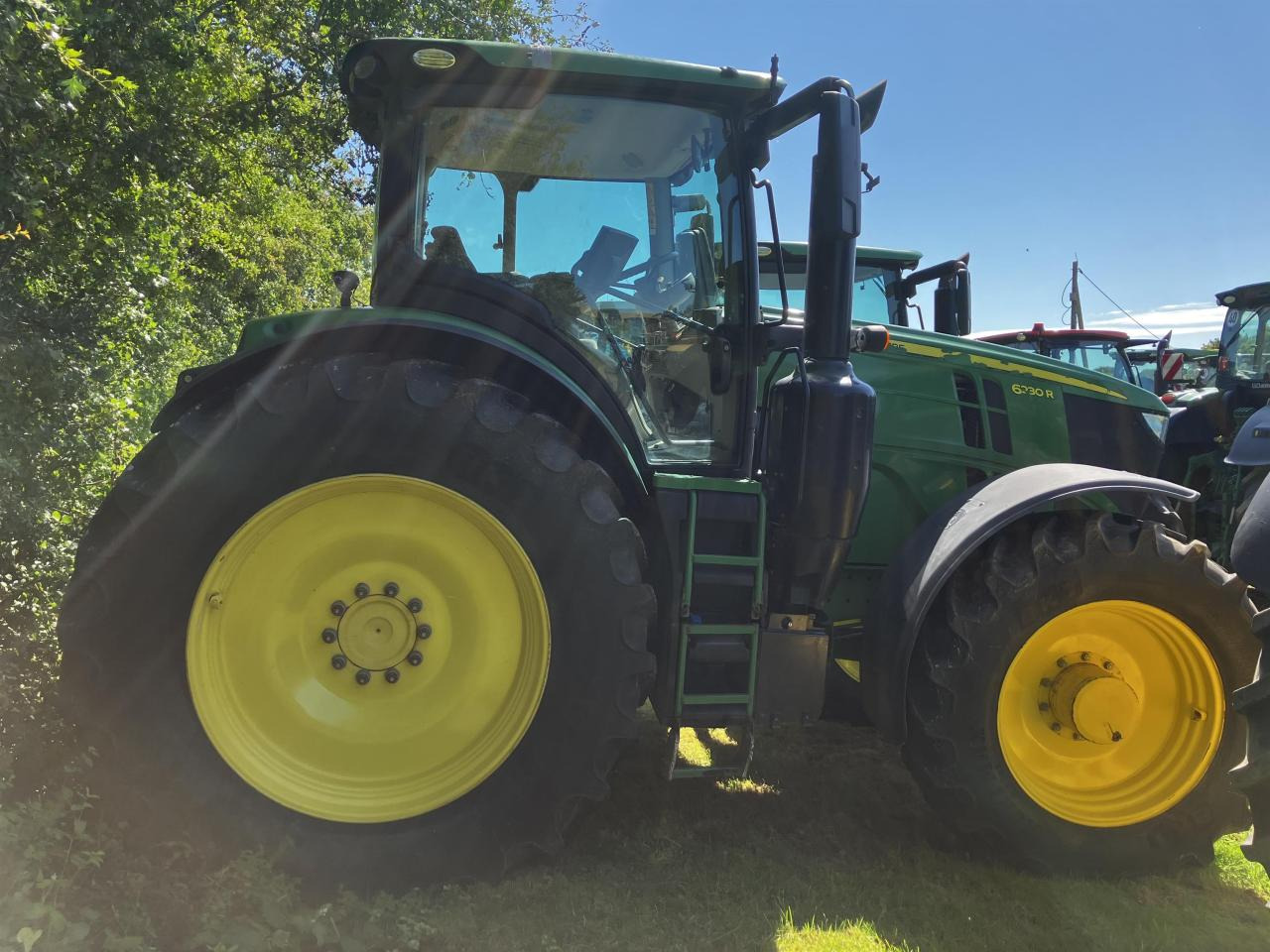 John Deere 6230R - Trator: foto 2 John Deere 6230R - Trator: foto 2