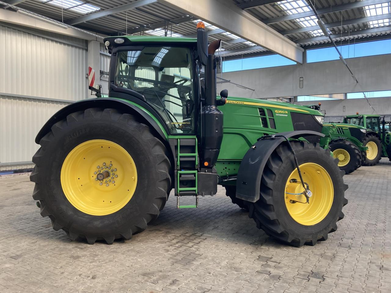 John Deere 6250R - Trator: foto 5 John Deere 6250R - Trator: foto 5