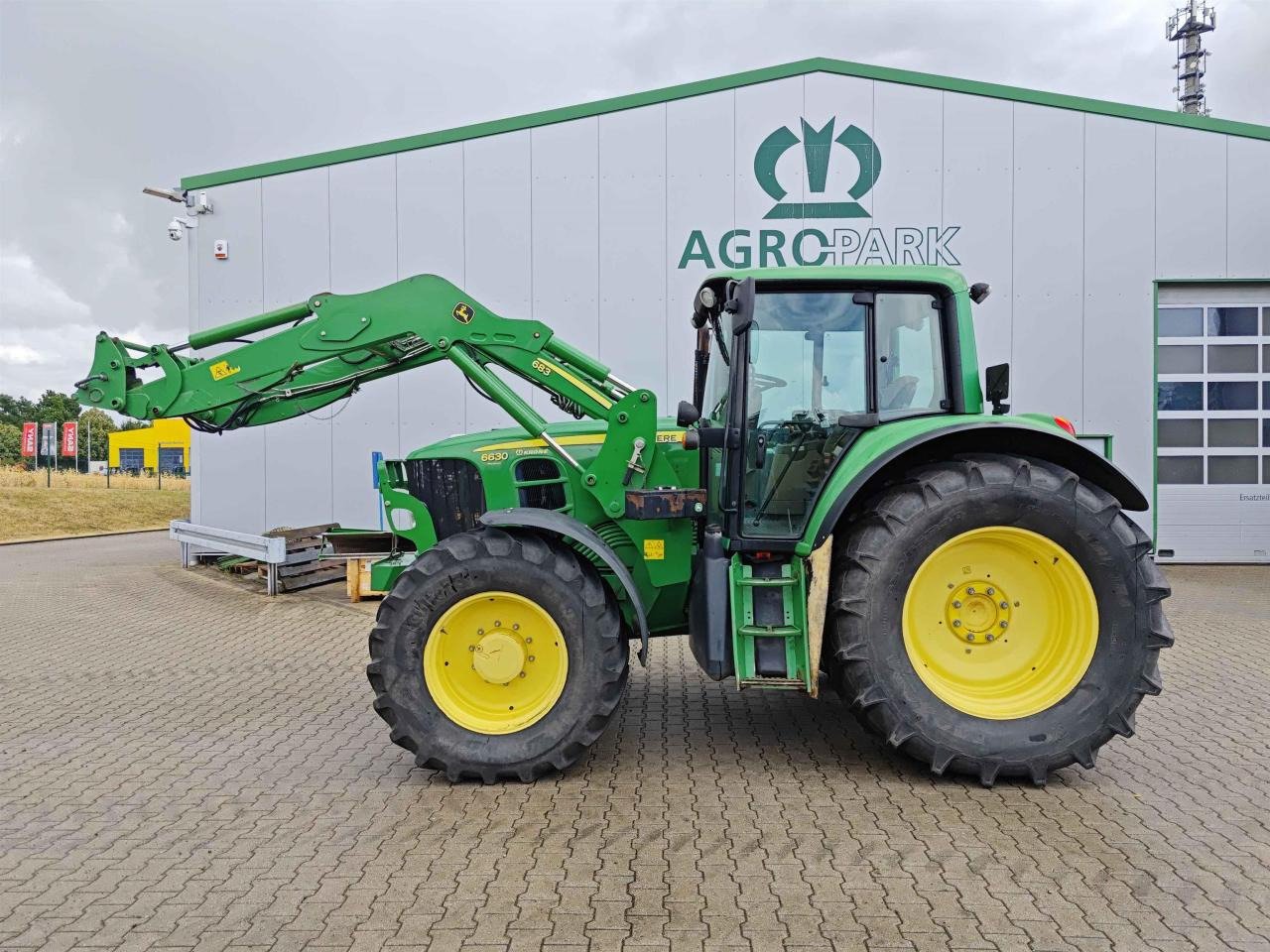 John Deere 6630 PREMIUM - Trator: foto 2 John Deere 6630 PREMIUM - Trator: foto 2