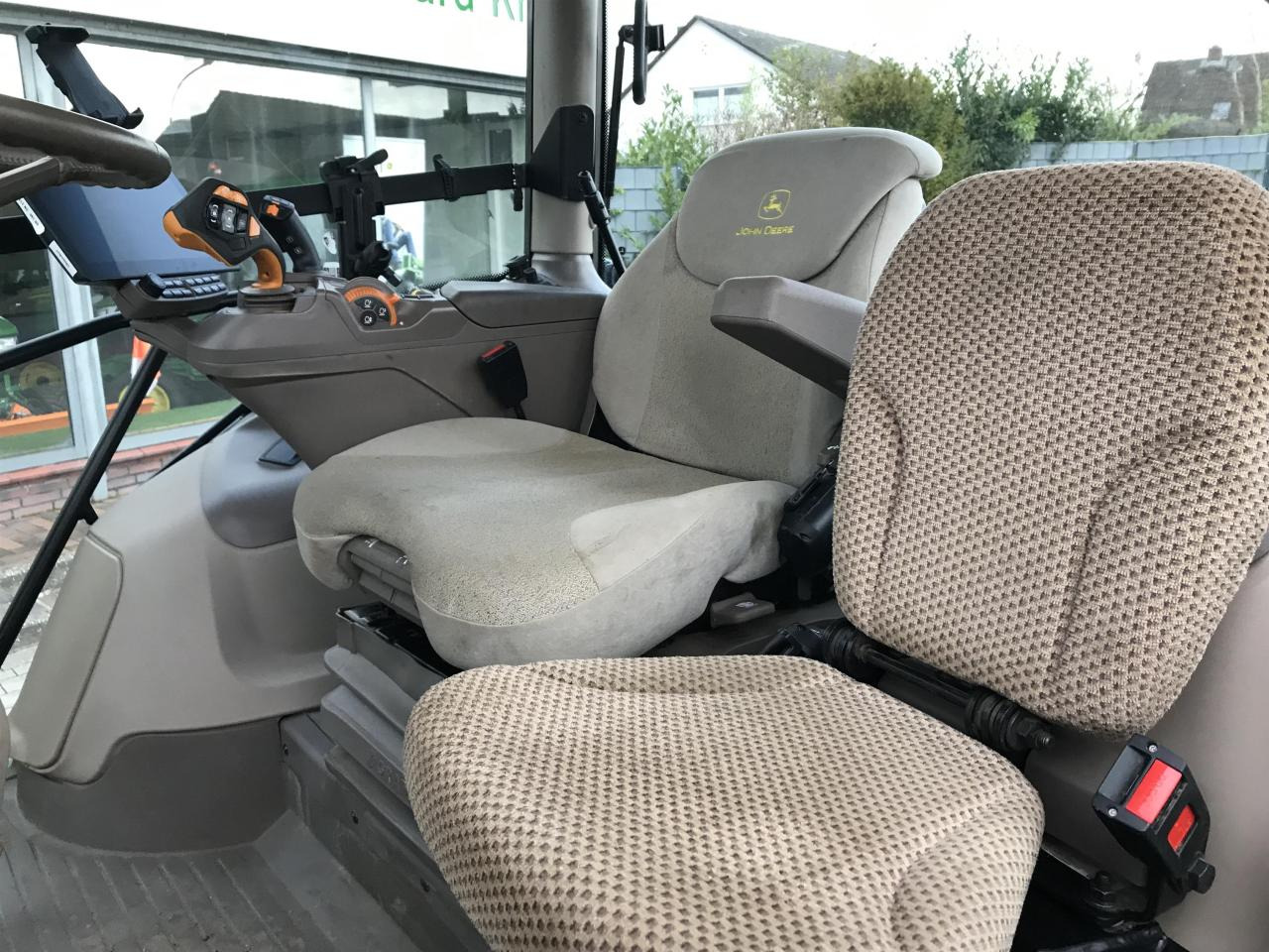 Trator John Deere 6R 140: foto 6
