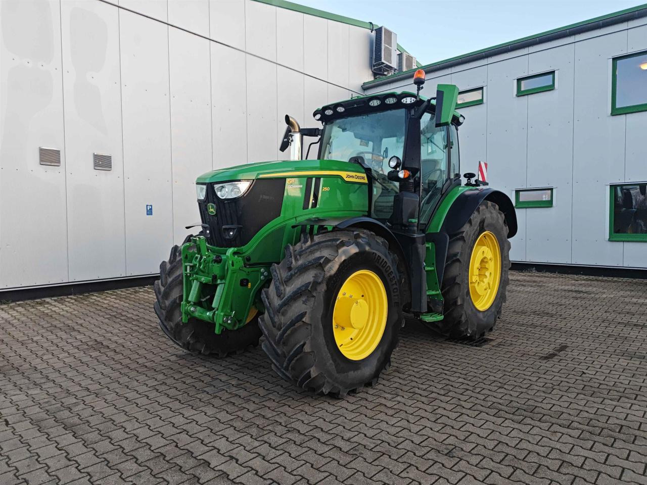 Trator John Deere 6R 250: foto 7