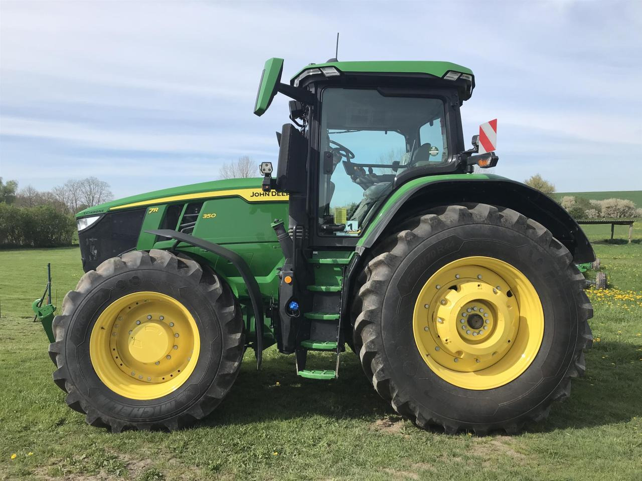 John Deere 7R 350 - Trator: foto 1 John Deere 7R 350 - Trator: foto 1