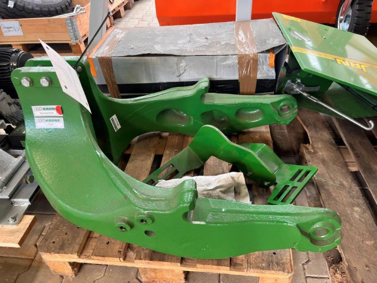 John Deere Anbaukonsolen - Carregador frontal para o trator: foto 1 John Deere Anbaukonsolen - Carregador frontal para o trator: foto 1