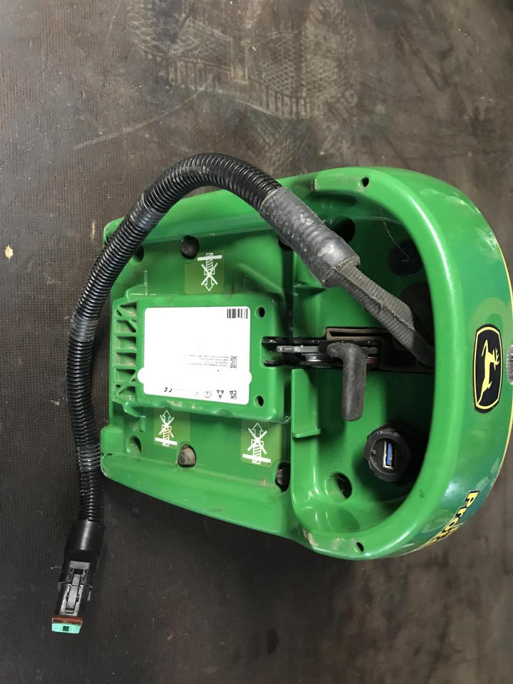 John Deere SF6000 - Sistema de navegação de Máquina agrícola: foto 5 John Deere SF6000 - Sistema de navegação de Máquina agrícola: foto 5