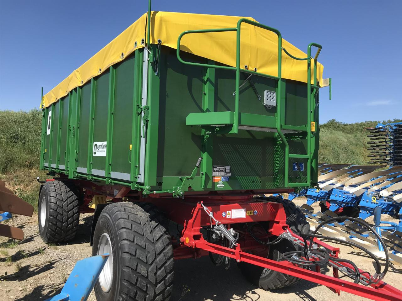 Kröger HKD 302 - Reboque basculante: foto 1 Kröger HKD 302 - Reboque basculante: foto 1