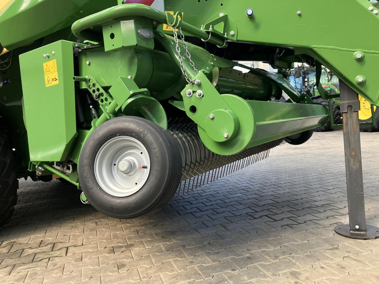 Enfardadeira de fardos quadrados Krone Big Pack 1270 VC: foto 16