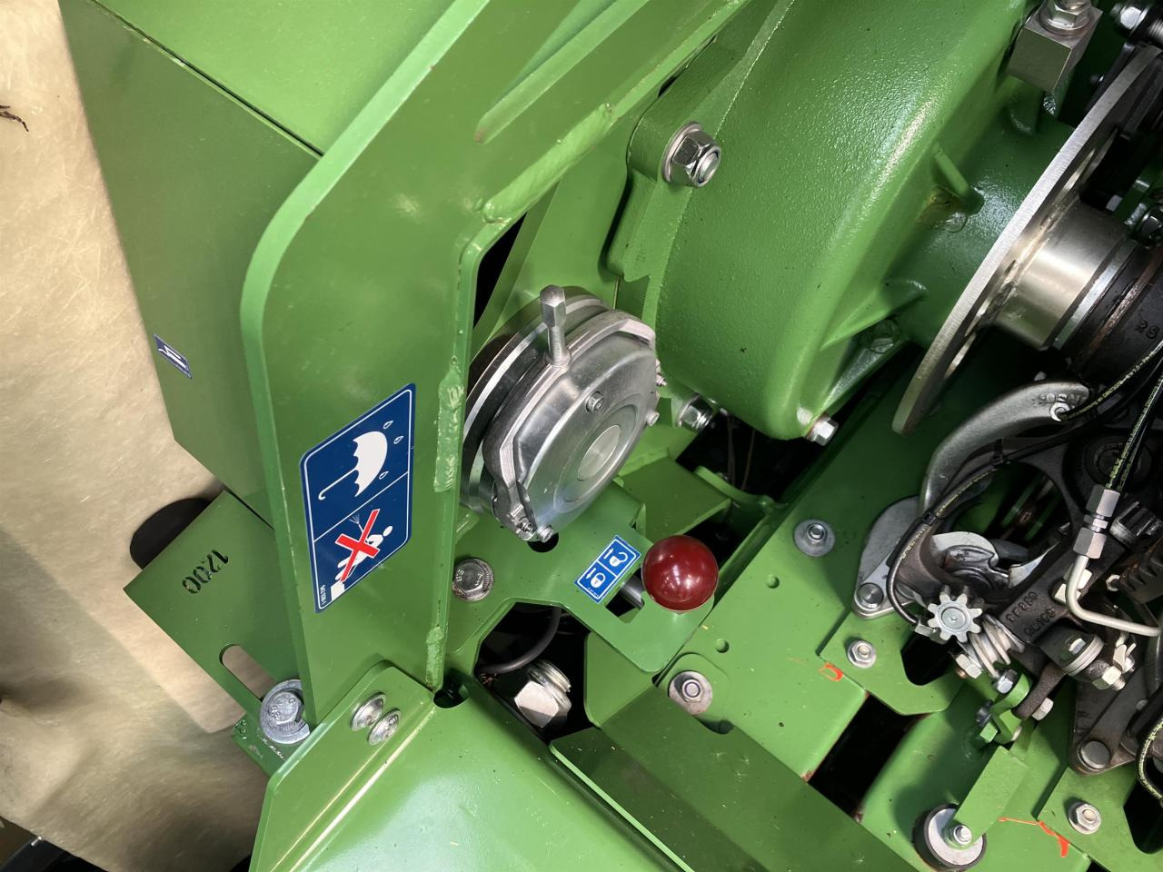 Enfardadeira de fardos quadrados Krone Big Pack 1270 VC: foto 28