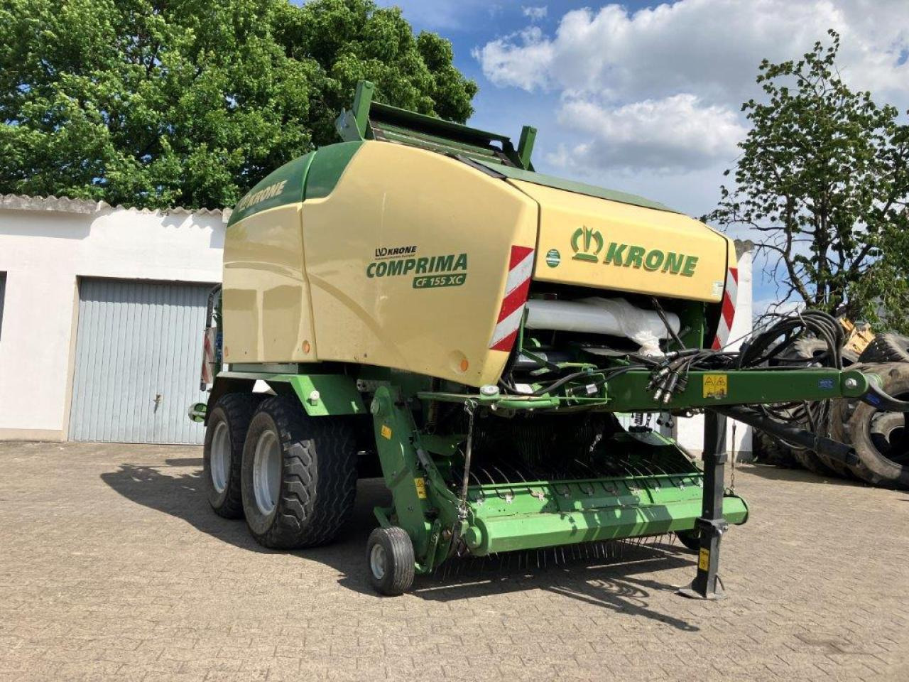 Krone CF 155 XC Comprima - Enfardadeira de fardos redondos: foto 1 Krone CF 155 XC Comprima - Enfardadeira de fardos redondos: foto 1