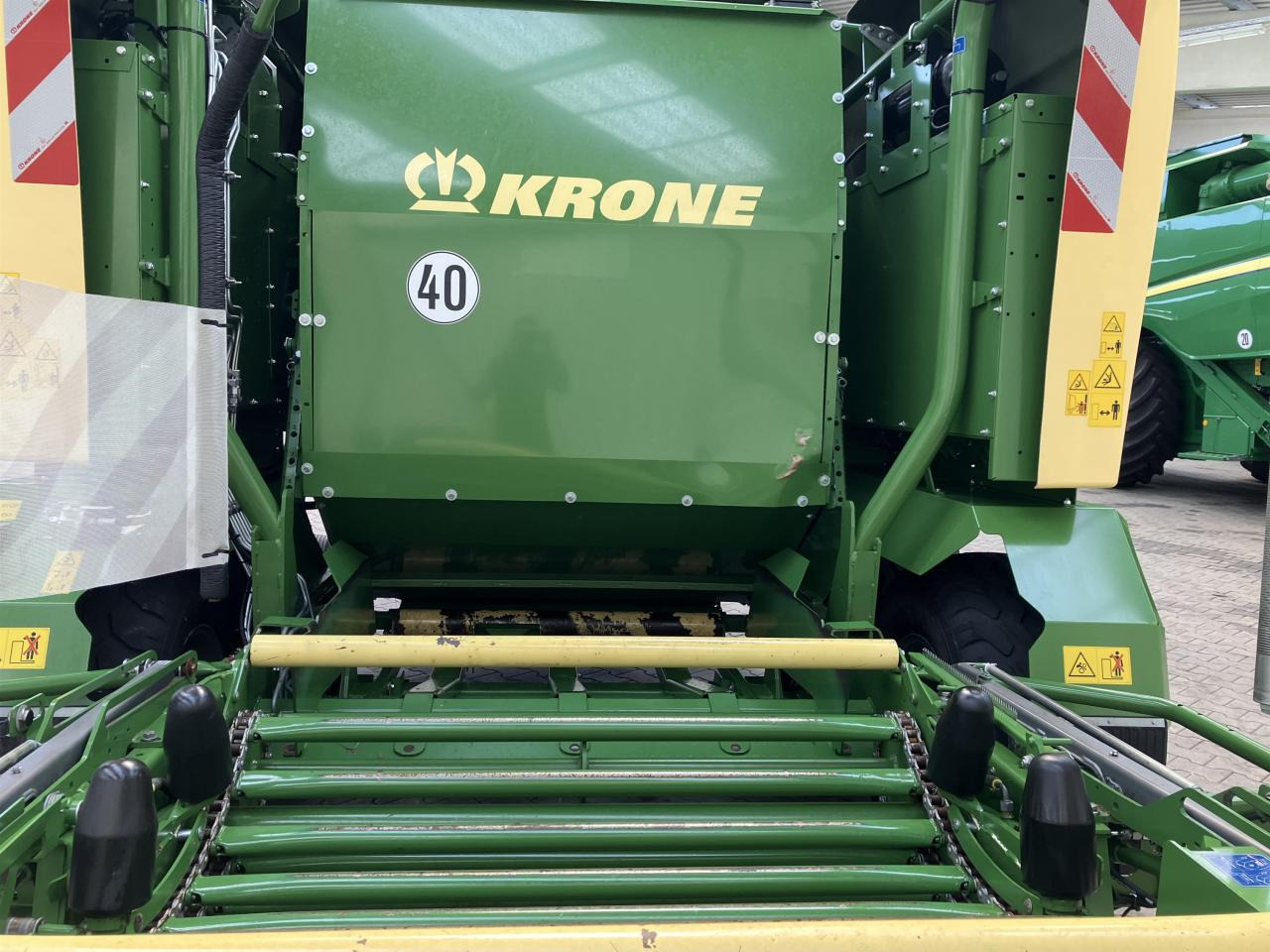 Krone CF 155 XC Comprima - Enfardadeira de fardos redondos: foto 4 Krone CF 155 XC Comprima - Enfardadeira de fardos redondos: foto 4