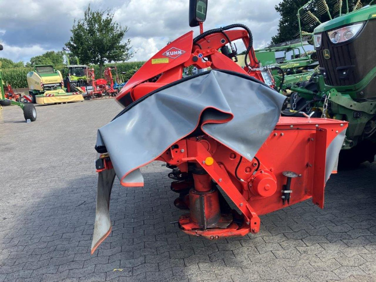 Kuhn FC9330D-RA - Gadanheira: foto 4 Kuhn FC9330D-RA - Gadanheira: foto 4