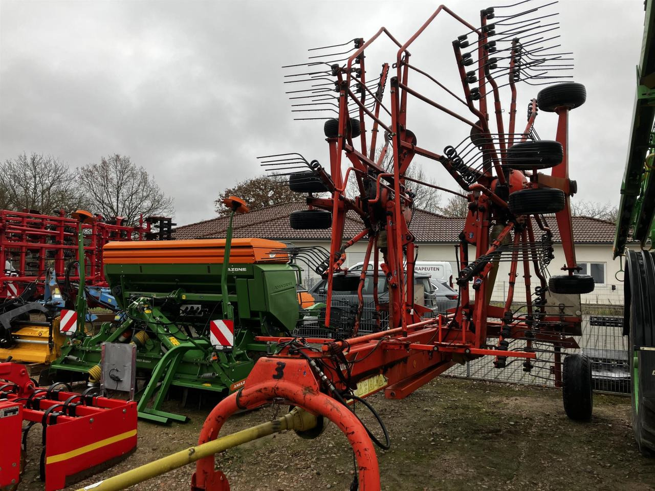Kuhn GA 7501 - Ancinho enleirador: foto 4 Kuhn GA 7501 - Ancinho enleirador: foto 4