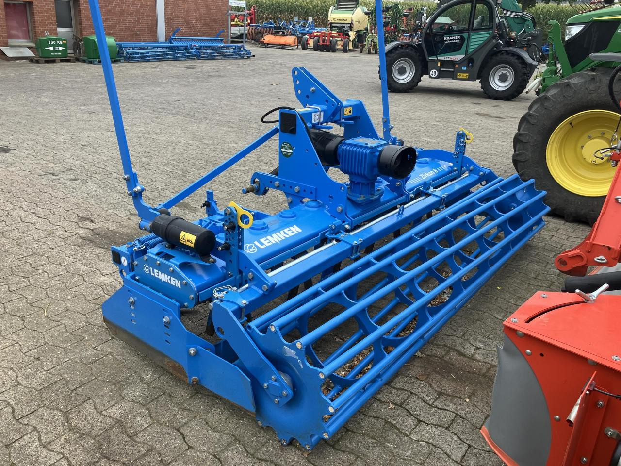 Lemken Zirkon 8/300 - Maquina para lavrar a terra: foto 3 Lemken Zirkon 8/300 - Maquina para lavrar a terra: foto 3