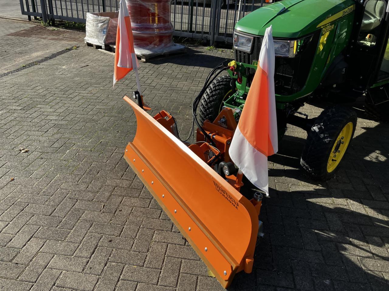 Matev SRM-FB 150 - Balde: foto 2 Matev SRM-FB 150 - Balde: foto 2