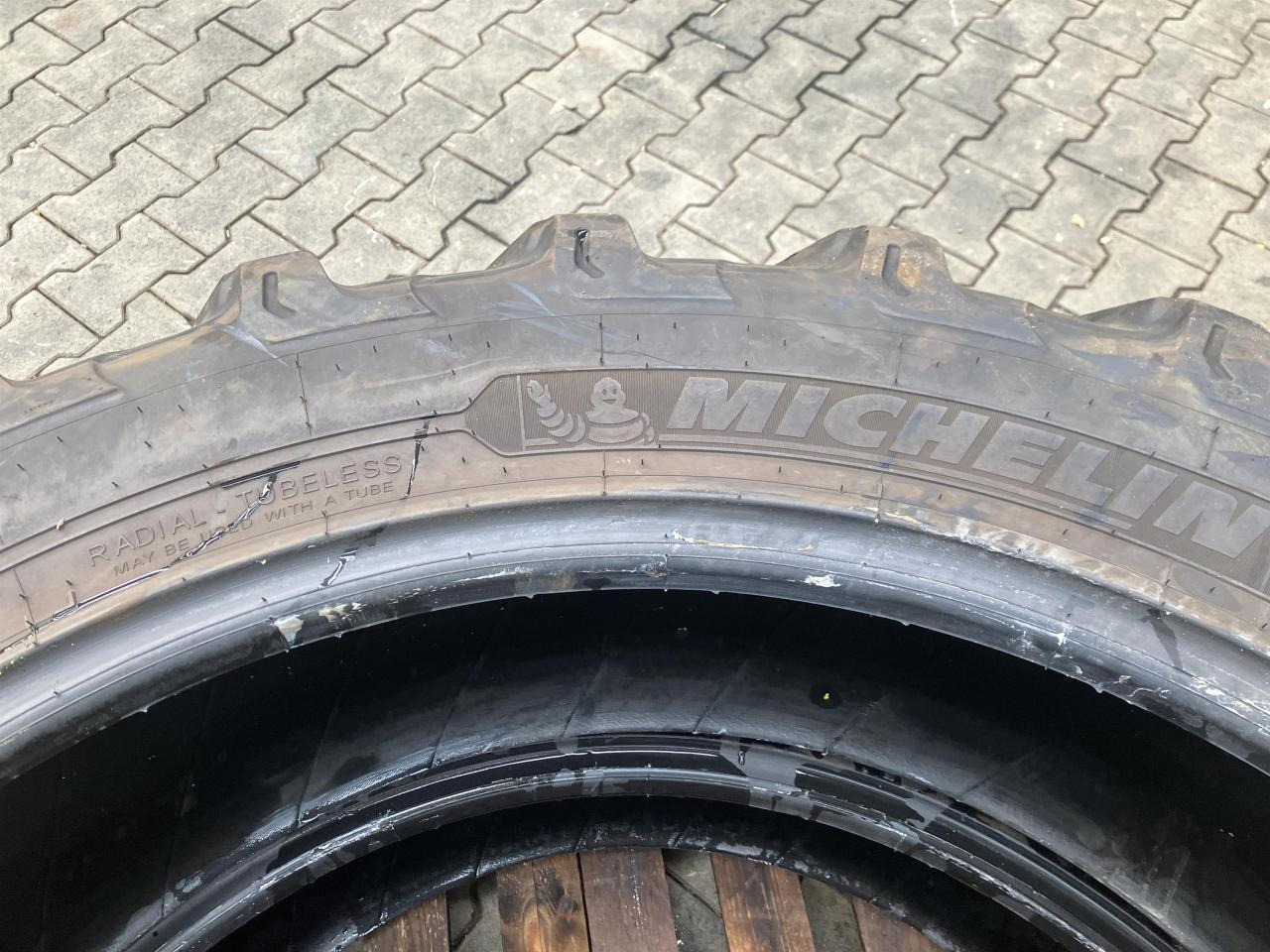 Michelin 320/85R38 - Pneu de Máquina agrícola: foto 2 Michelin 320/85R38 - Pneu de Máquina agrícola: foto 2