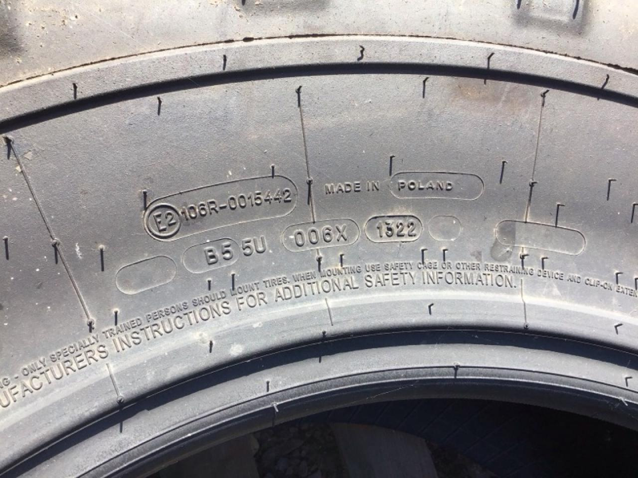 Michelin 460/70R24 - Pneu de Máquina agrícola: foto 2 Michelin 460/70R24 - Pneu de Máquina agrícola: foto 2