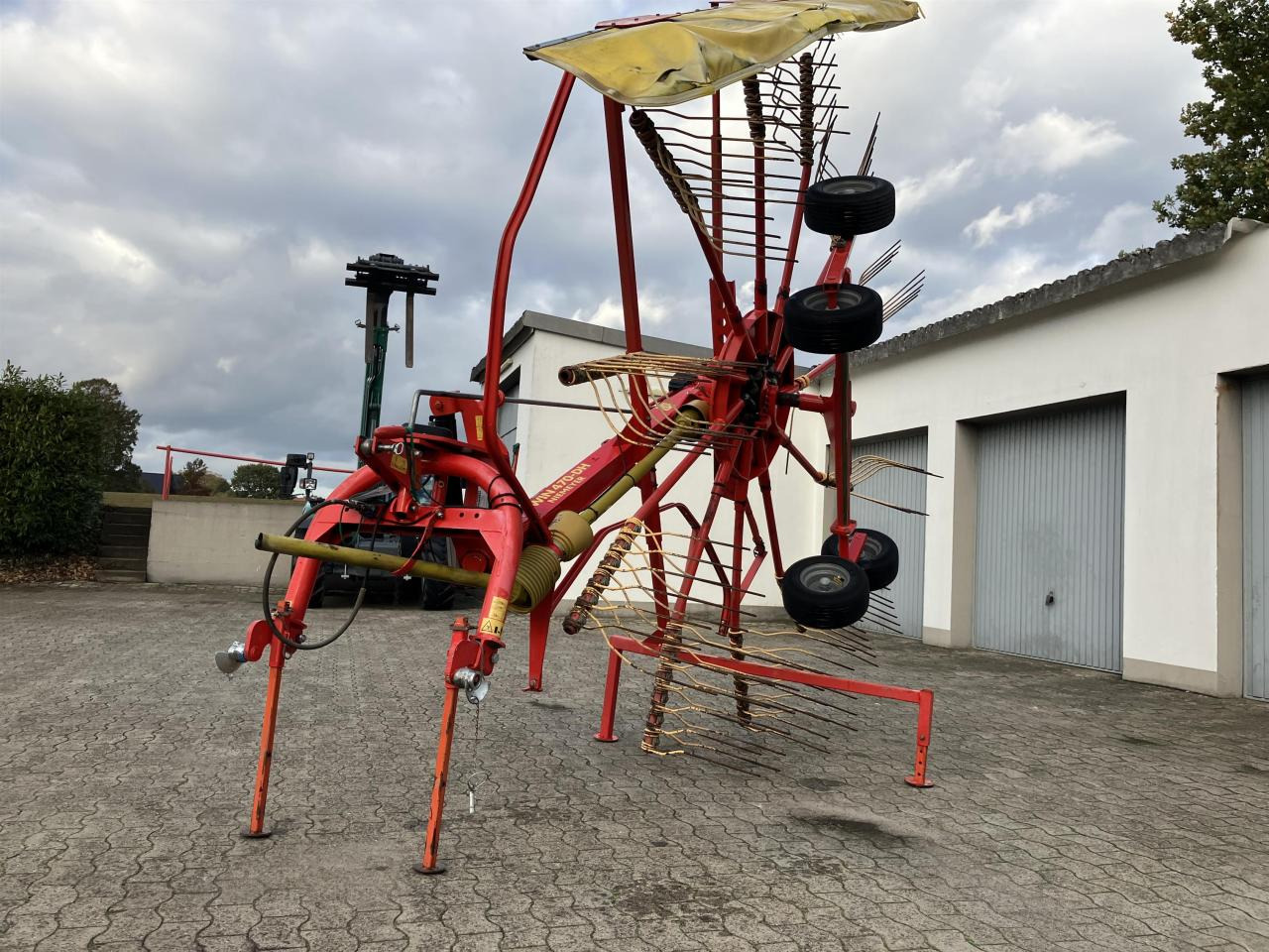 Niemeyer Twin 470 -DH - Ancinho enleirador: foto 2 Niemeyer Twin 470 -DH - Ancinho enleirador: foto 2