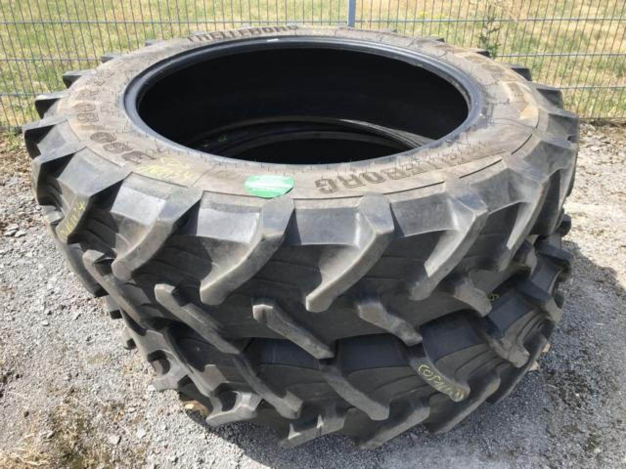 Trelleborg 380/80R38 - Pneu de Máquina agrícola: foto 1 Trelleborg 380/80R38 - Pneu de Máquina agrícola: foto 1