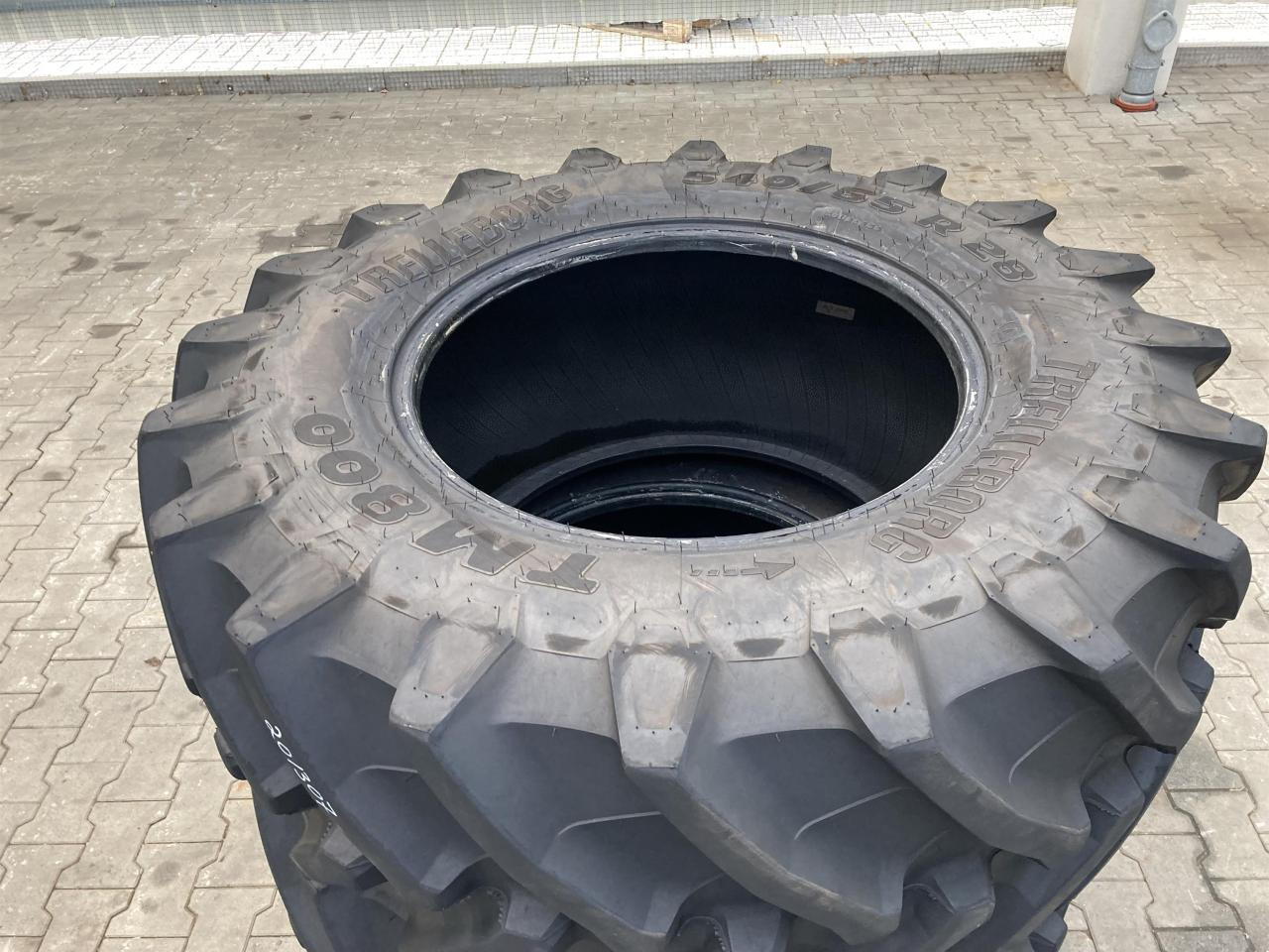 Trelleborg 540/65R28 - Pneu de Máquina agrícola: foto 2 Trelleborg 540/65R28 - Pneu de Máquina agrícola: foto 2