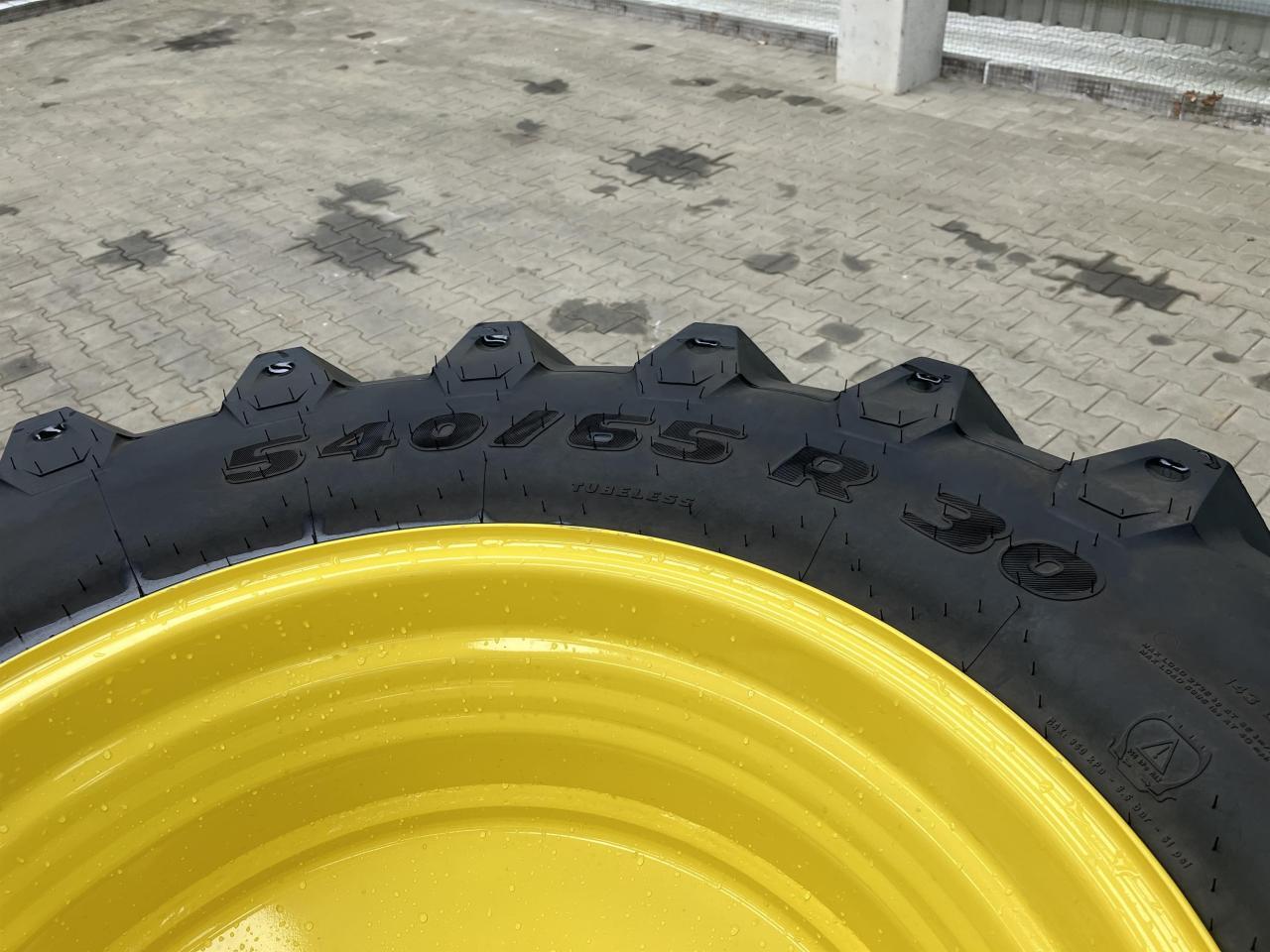 Trelleborg 540/65R30 - Pneu de Máquina agrícola: foto 2 Trelleborg 540/65R30 - Pneu de Máquina agrícola: foto 2