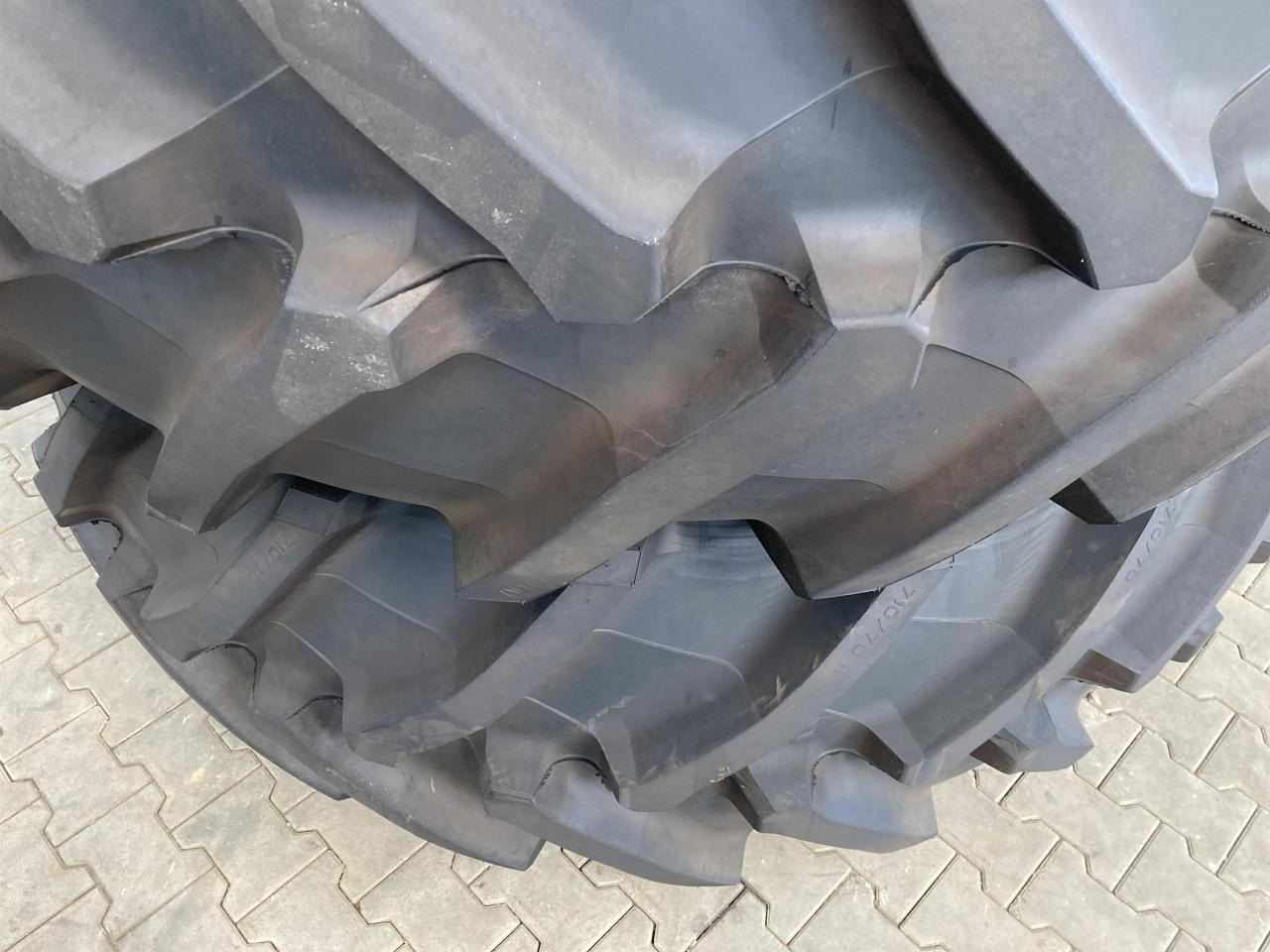 Trelleborg 710/70R42 - Pneu de Máquina agrícola: foto 4 Trelleborg 710/70R42 - Pneu de Máquina agrícola: foto 4