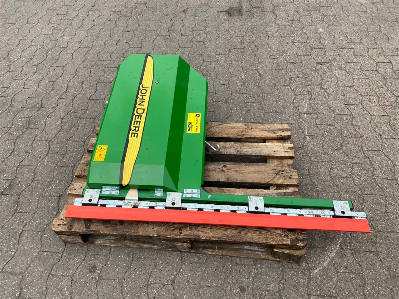 Zürn Rapstrenner links und rechts - Acessórios para Colhedora de forragem: foto 2 Zürn Rapstrenner links und rechts - Acessórios para Colhedora de forragem: foto 2