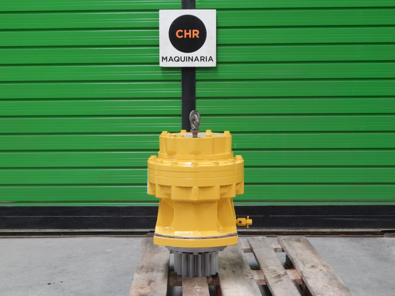 Swing Motor KOMATSU PC240-6 20Y-26-K1100 - Motor de giro de Máquina de construção: foto 3 Swing Motor KOMATSU PC240-6 20Y-26-K1100 - Motor de giro de Máquina de construção: foto 3