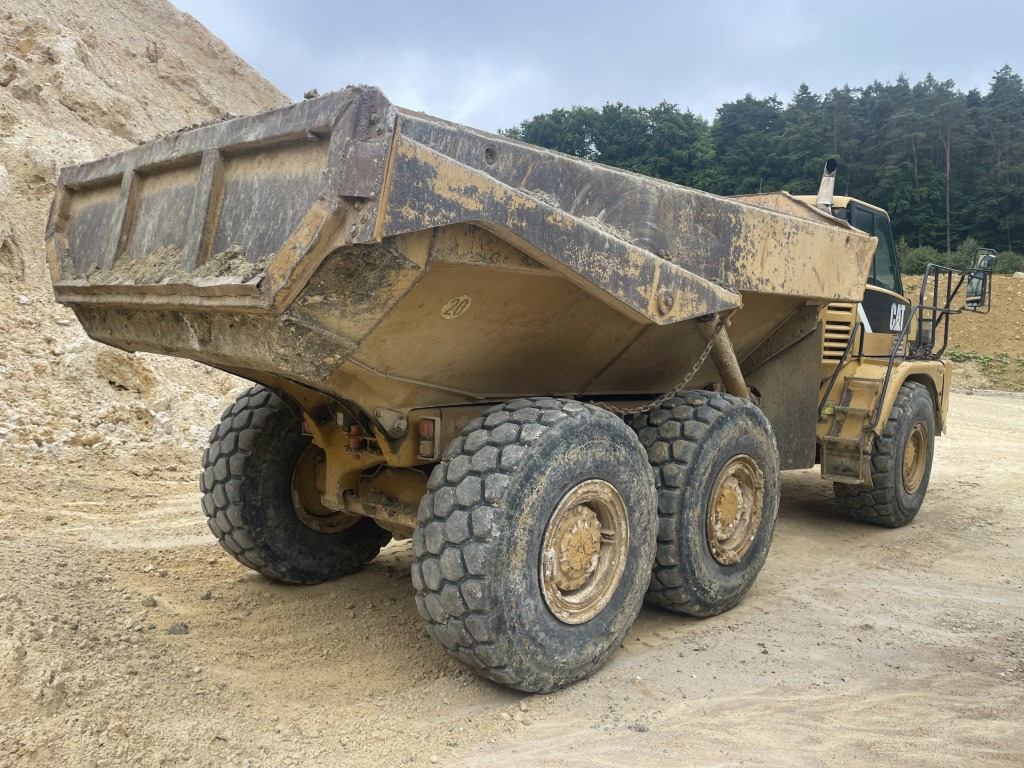 Caminhão articulado CAT 730: foto 12