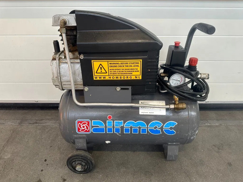 Airmec FIAC BXA 25200 Elektrische Zuigercompressor 2 PK 150 L / min 8 Bar - Compressor de ar: foto 1 Airmec FIAC BXA 25200 Elektrische Zuigercompressor 2 PK 150 L / min 8 Bar - Compressor de ar: foto 1