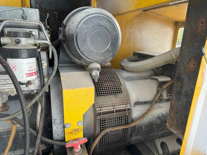 Gerador elétrico Atlas-Copco QAS 130 Perkins Mecc Alte Spa 130 kVA Silent generatorset: foto 11