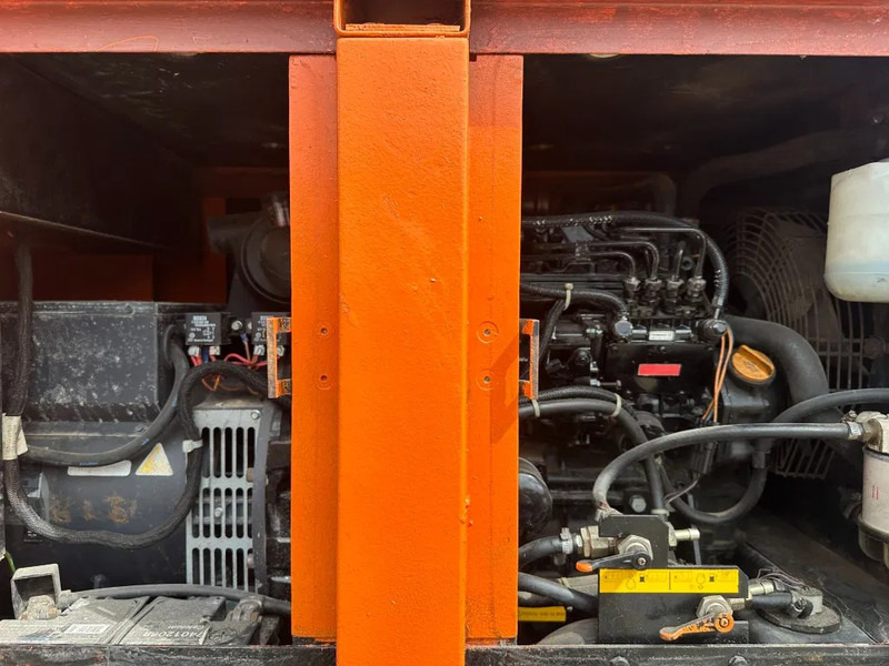 Atlas-Copco QAS 18 Yanmar Mecc Alte Spa 18 kVA Silent generatorset - Gerador elétrico: foto 3 Atlas-Copco QAS 18 Yanmar Mecc Alte Spa 18 kVA Silent generatorset - Gerador elétrico: foto 3