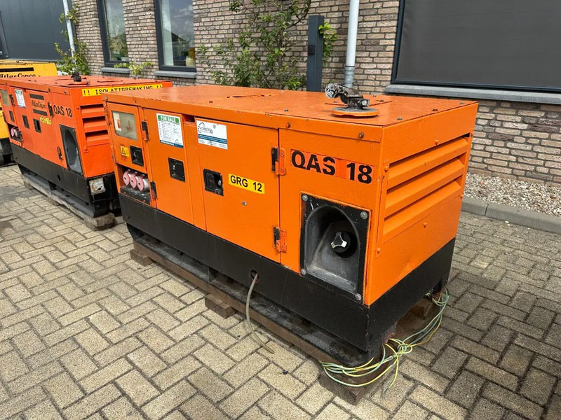 Atlas-Copco QAS 18 Yanmar Mecc Alte Spa 18 kVA Silent generatorset - Gerador elétrico: foto 3 Atlas-Copco QAS 18 Yanmar Mecc Alte Spa 18 kVA Silent generatorset - Gerador elétrico: foto 3