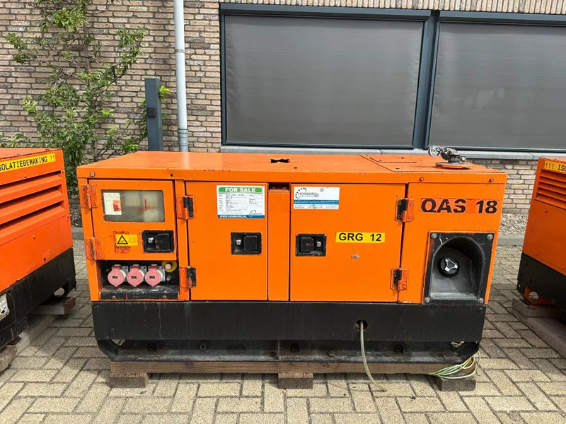 Atlas-Copco QAS 18 Yanmar Mecc Alte Spa 18 kVA Silent generatorset - Gerador elétrico: foto 1 Atlas-Copco QAS 18 Yanmar Mecc Alte Spa 18 kVA Silent generatorset - Gerador elétrico: foto 1