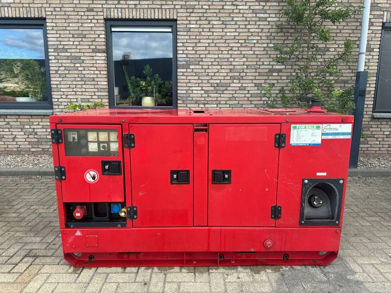 Atlas-Copco QAS 38 Yanmar Mecc Alte Spa 40 kVA Silent generatorset - Gerador elétrico: foto 1 Atlas-Copco QAS 38 Yanmar Mecc Alte Spa 40 kVA Silent generatorset - Gerador elétrico: foto 1