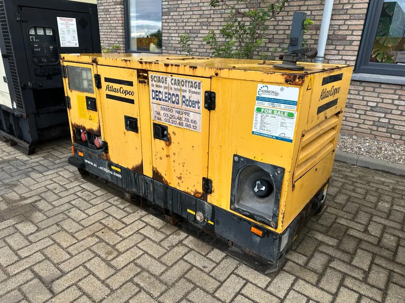 Atlas-Copco QAS 38 Yanmar Mecc Alte Spa 40 kVA Silent generatorset - Gerador elétrico: foto 4 Atlas-Copco QAS 38 Yanmar Mecc Alte Spa 40 kVA Silent generatorset - Gerador elétrico: foto 4