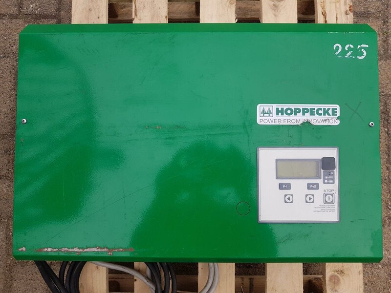 Empilhador retráctil BT RRE180H Toyota 1.8 ton Triplex Freelift Sideshift Elektra Reachtruck: foto 18 Empilhador retráctil BT RRE180H Toyota 1.8 ton Triplex Freelift Sideshift Elektra Reachtruck: foto 18