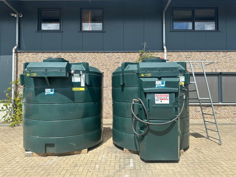 Carbery 5500 V Kiwa Dubbelwandig met mangat Dubbelwandige Brandstoftank Dieseltank Kiwa 5700 liter New ! - Caminhão tanque: foto 2 Carbery 5500 V Kiwa Dubbelwandig met mangat Dubbelwandige Brandstoftank Dieseltank Kiwa 5700 liter New ! - Caminhão tanque: foto 2