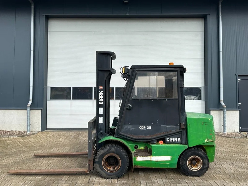 Clark CDP 35 Perkins 3.5 ton Duplex Sideshift Positioner Diesel Heftruck - Empilhadeira a diesel: foto 1 Clark CDP 35 Perkins 3.5 ton Duplex Sideshift Positioner Diesel Heftruck - Empilhadeira a diesel: foto 1