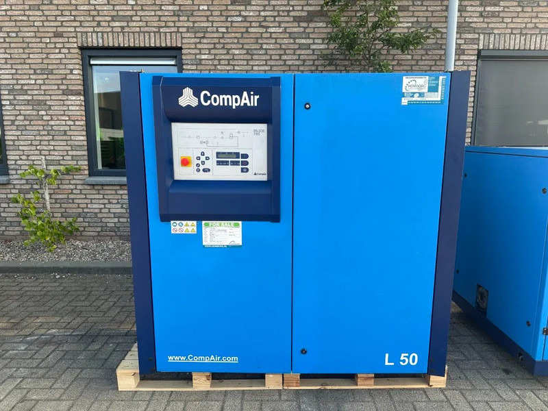 Compair L50 - 10A 45 kW 7.55 m3 / min 10 Bar Elektrische Schroefcompressor - Compressor de ar: foto 1 Compair L50 - 10A 45 kW 7.55 m3 / min 10 Bar Elektrische Schroefcompressor - Compressor de ar: foto 1