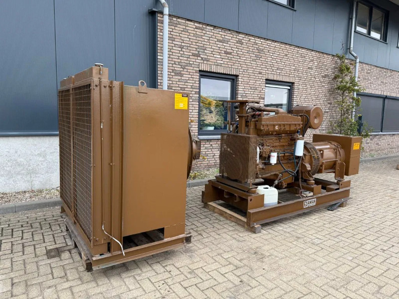 Cummins NTTA 855 G2 Leroy Somer 380 kVA generatorset ex Emergency 348 hours - Gerador elétrico: foto 5 Cummins NTTA 855 G2 Leroy Somer 380 kVA generatorset ex Emergency 348 hours - Gerador elétrico: foto 5