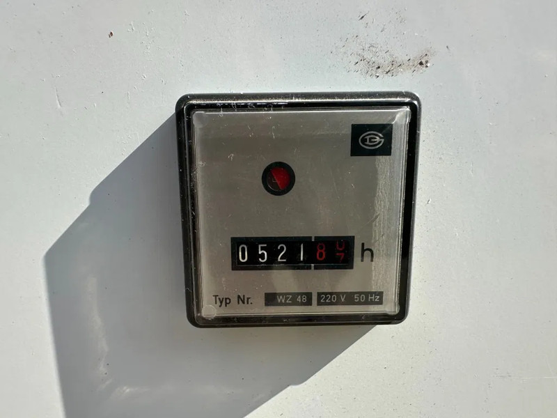 DAF 1160 AvK 105 kVA noodstroom generatorset 521 hours ! - Gerador elétrico: foto 5 DAF 1160 AvK 105 kVA noodstroom generatorset 521 hours ! - Gerador elétrico: foto 5