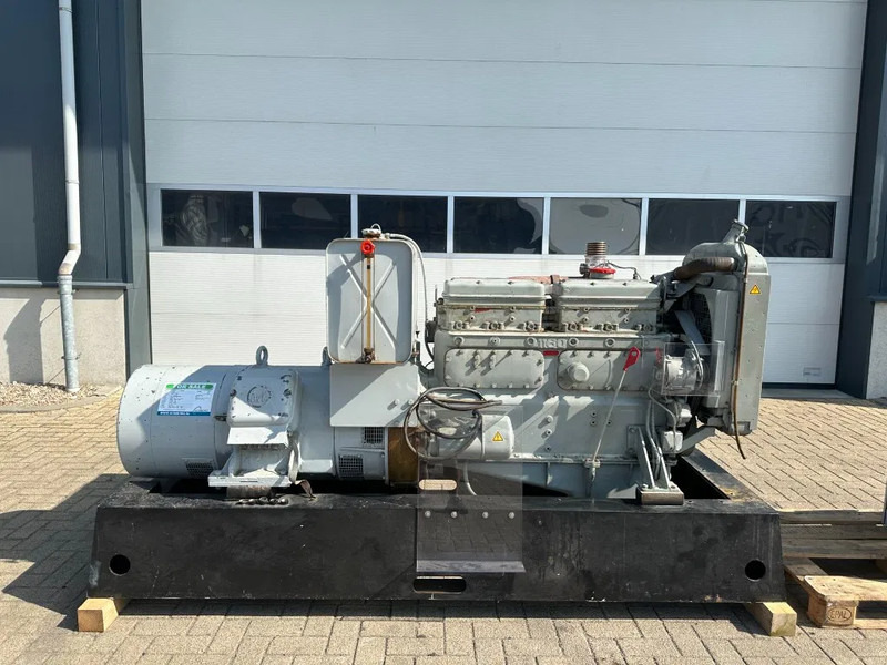 DAF 1160 AvK 105 kVA noodstroom generatorset 521 hours ! - Gerador elétrico: foto 2 DAF 1160 AvK 105 kVA noodstroom generatorset 521 hours ! - Gerador elétrico: foto 2