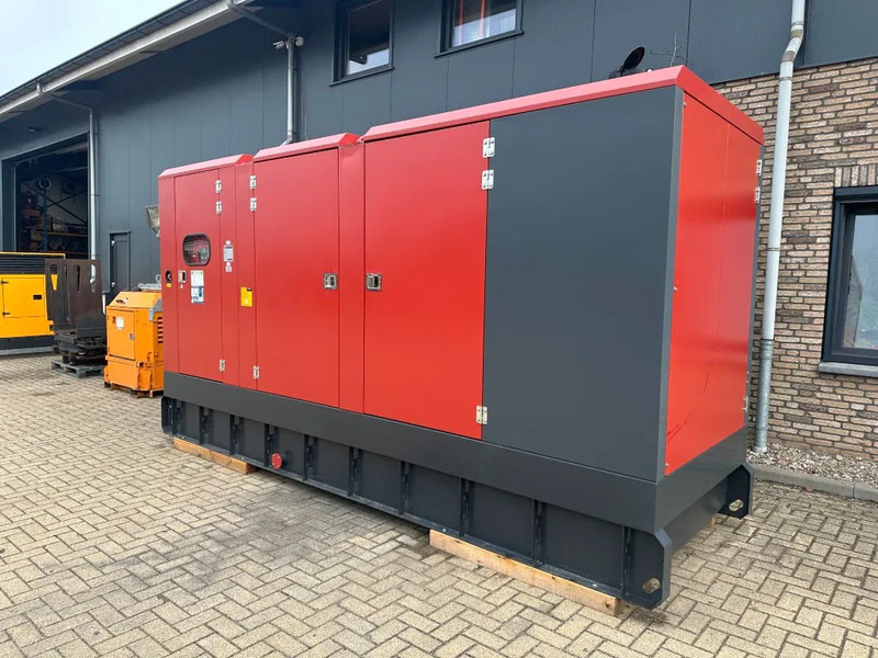 Gerador elétrico Doosan Mecc Alte Spa 680 kVA Silent generatorset as New Demo 2021 !: foto 8 Gerador elétrico Doosan Mecc Alte Spa 680 kVA Silent generatorset as New Demo 2021 !: foto 8