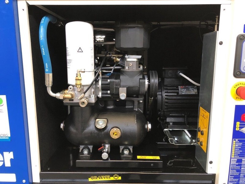 Fiac New Silver D 7.5 / 300 Silent 5.5 kW 720 L / min 10 bar Elektrische Schroefcompressor met ketel en droger - Compressor de ar: foto 4 Fiac New Silver D 7.5 / 300 Silent 5.5 kW 720 L / min 10 bar Elektrische Schroefcompressor met ketel en droger - Compressor de ar: foto 4