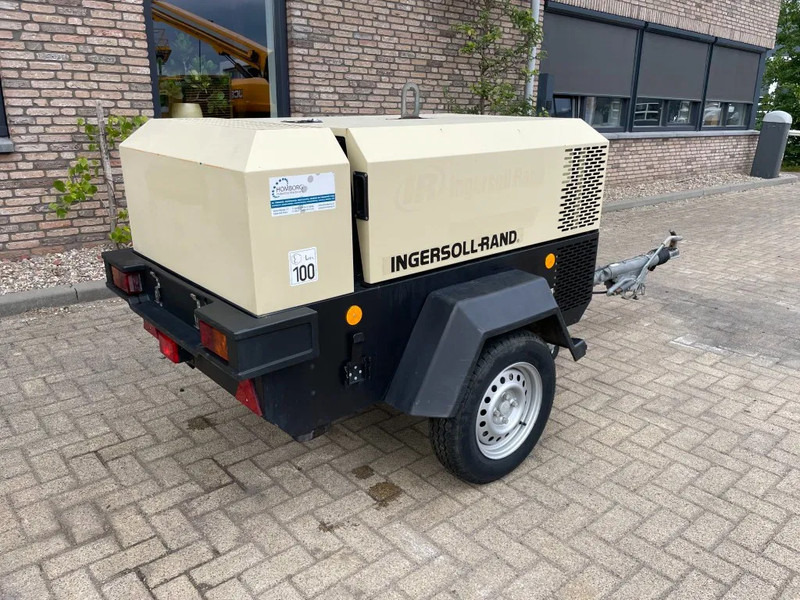 Ingersoll Rand 731 Isuzu diesel, 3,1 m3 - 7 Bar mobiele compressor LOW HOURS! - Compressor de ar: foto 1 Ingersoll Rand 731 Isuzu diesel, 3,1 m3 - 7 Bar mobiele compressor LOW HOURS! - Compressor de ar: foto 1