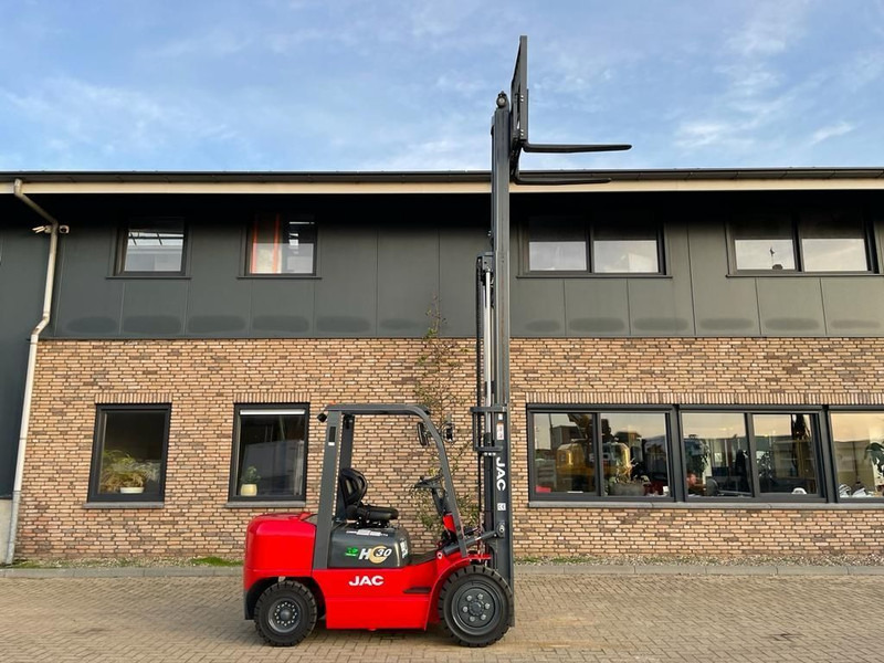 Isuzu JAC CPCD30 3 ton Triplex Freelift Sideshift Diesel Heftruck New ! - Empilhadeira a diesel: foto 4 Isuzu JAC CPCD30 3 ton Triplex Freelift Sideshift Diesel Heftruck New ! - Empilhadeira a diesel: foto 4